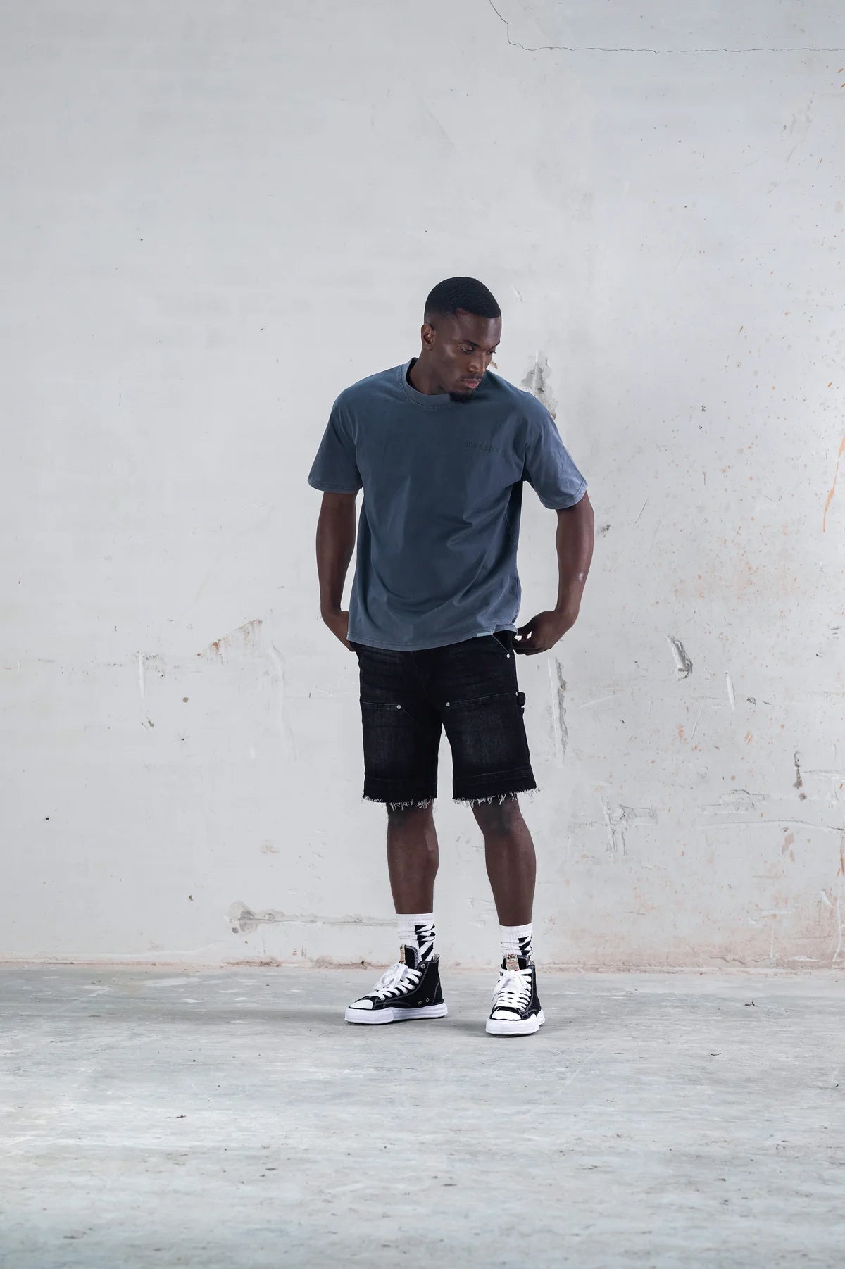 RENENAINCE T-SHIRT GREY