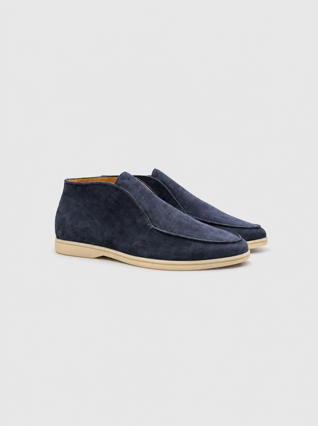 The Livio loafer navy