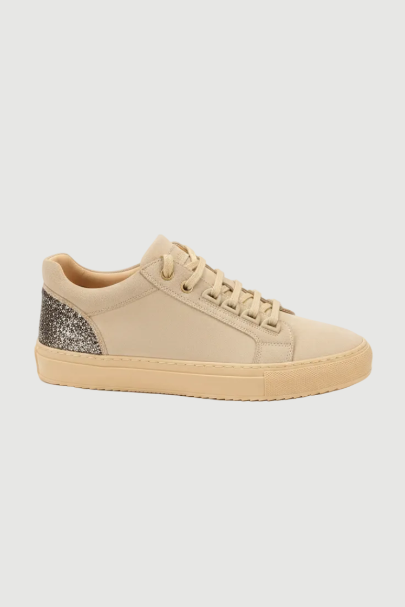 Low beige sneakers
