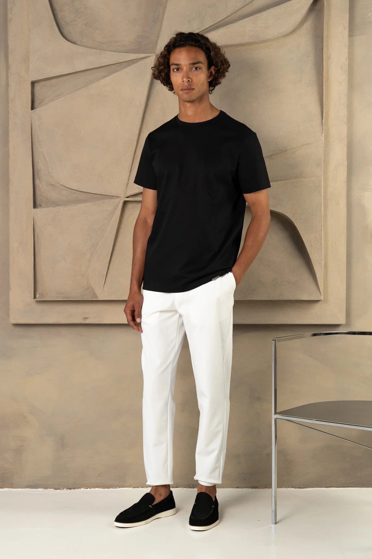 The capri t-shirt black