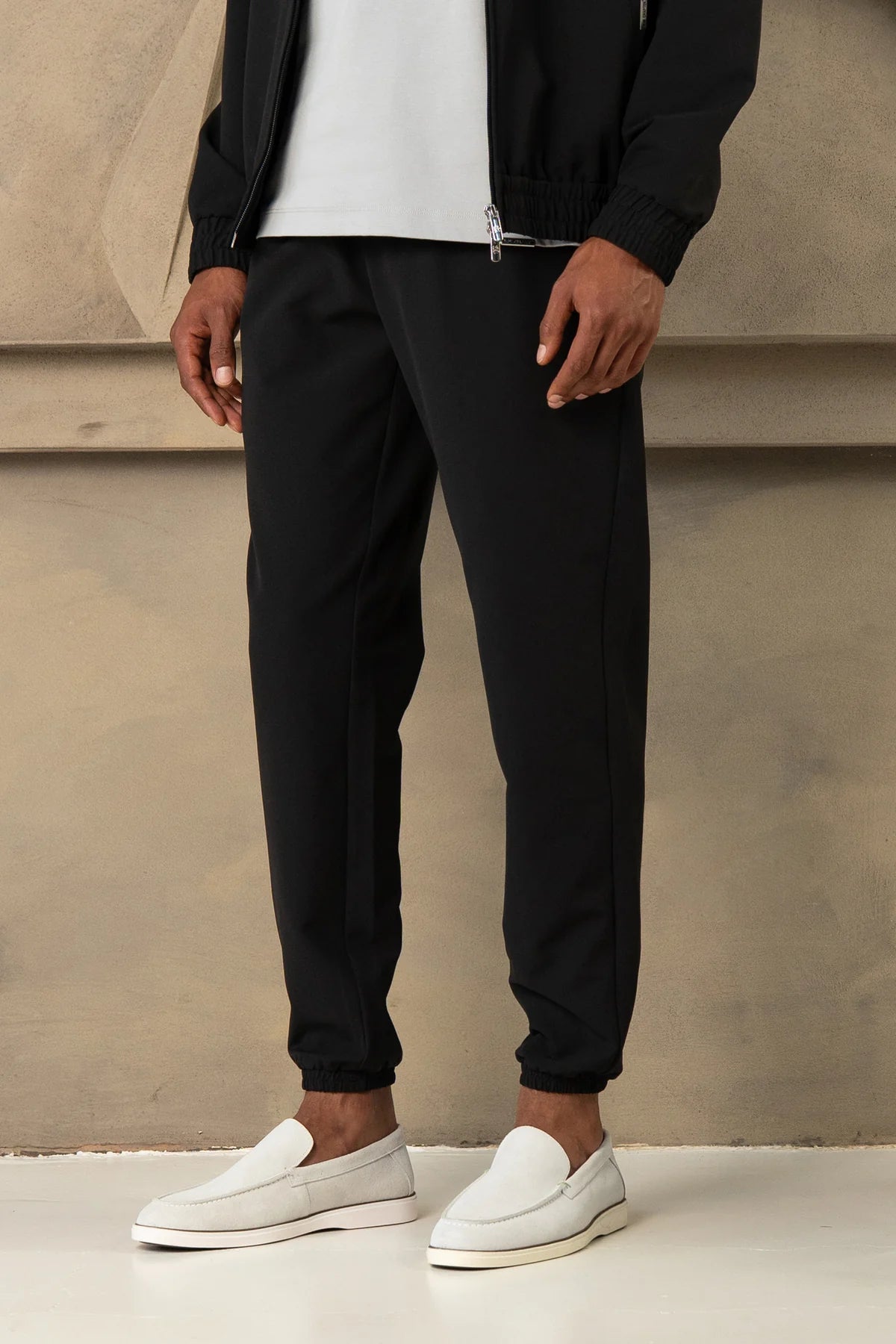 The milano suit black