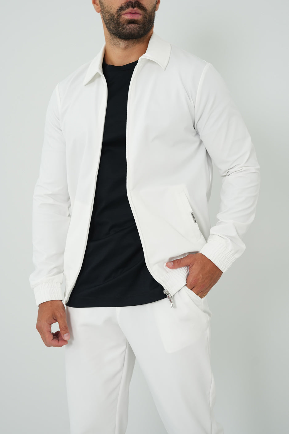 The milano suit offwhite