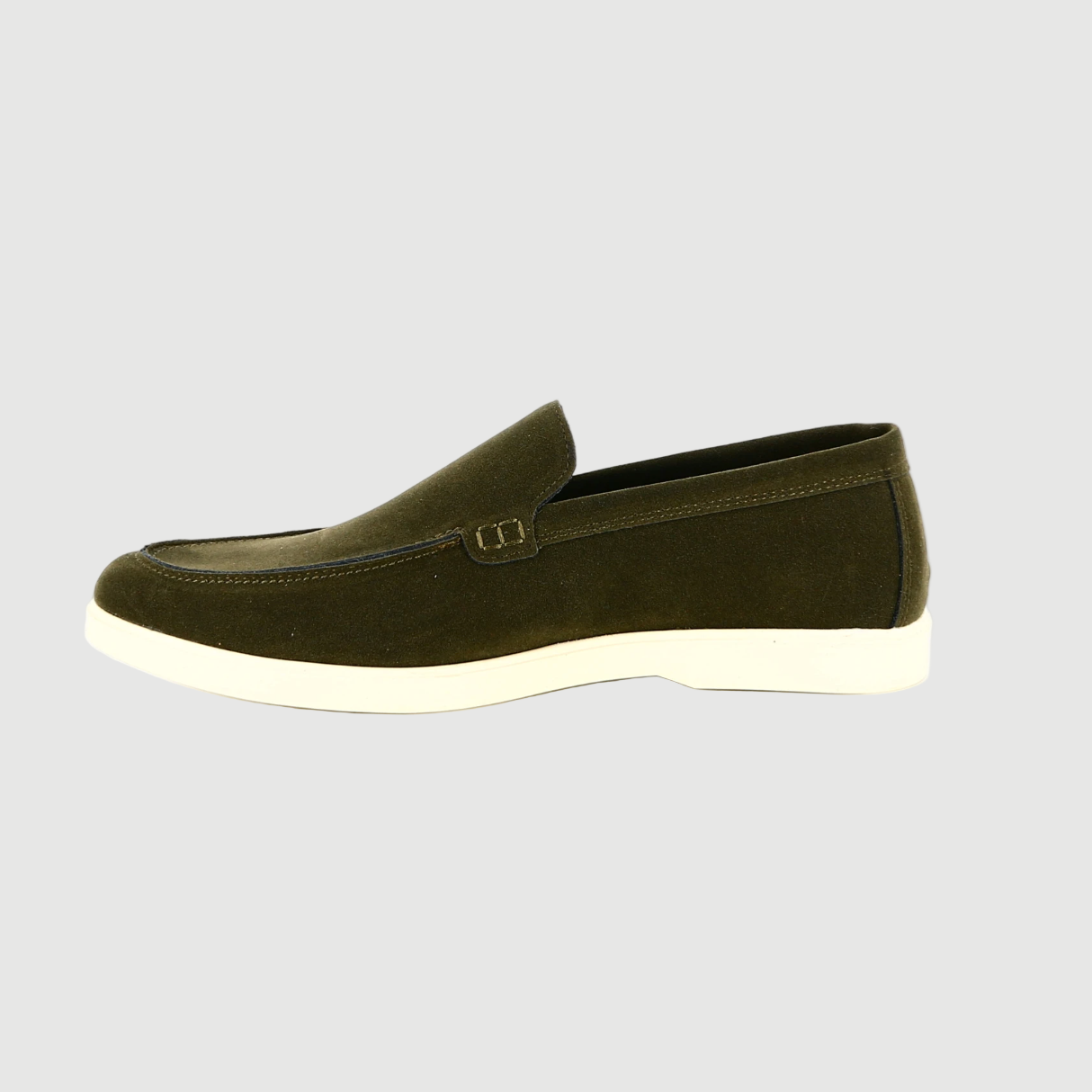 The classic loafer olive