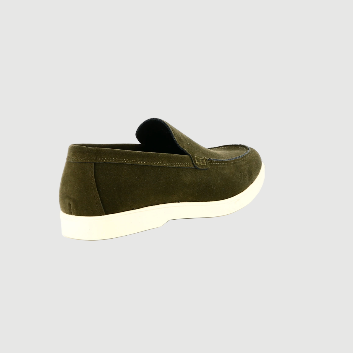The classic loafer olive