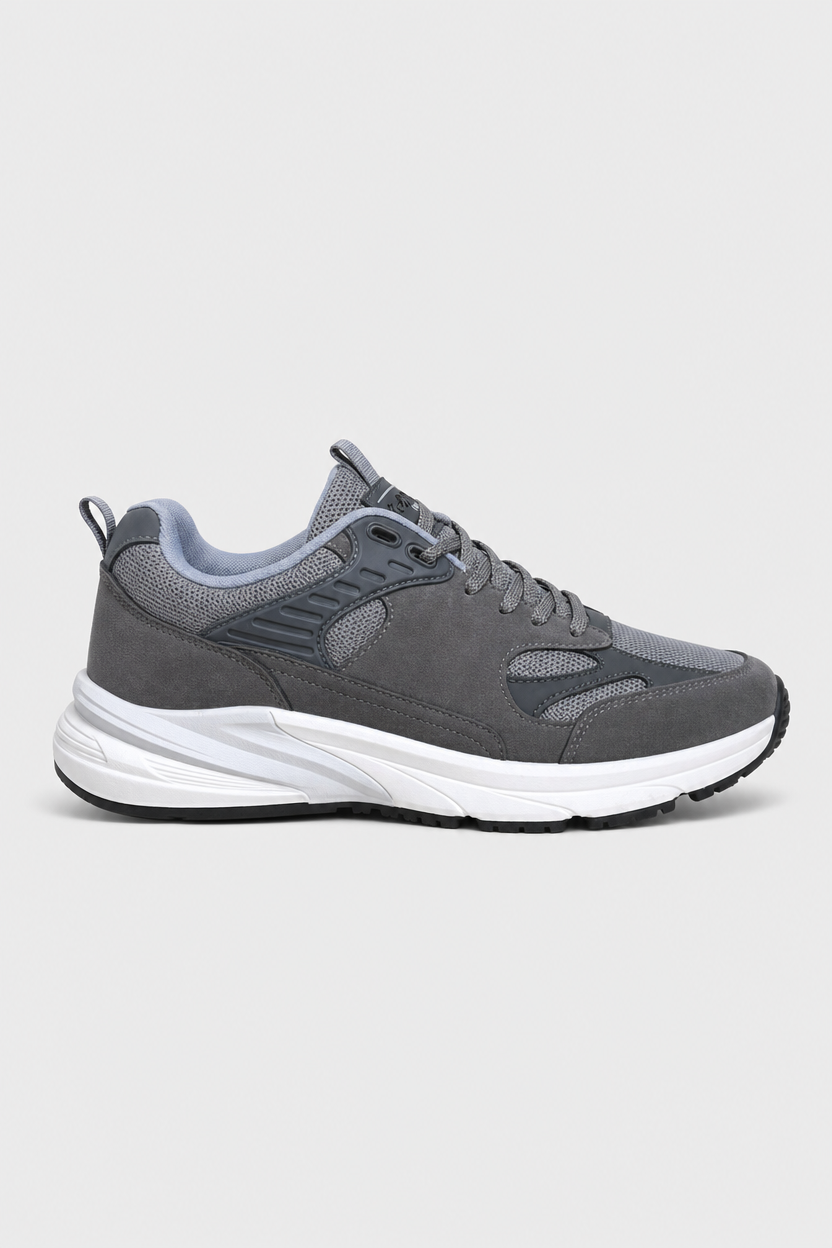 The primo trainer grey