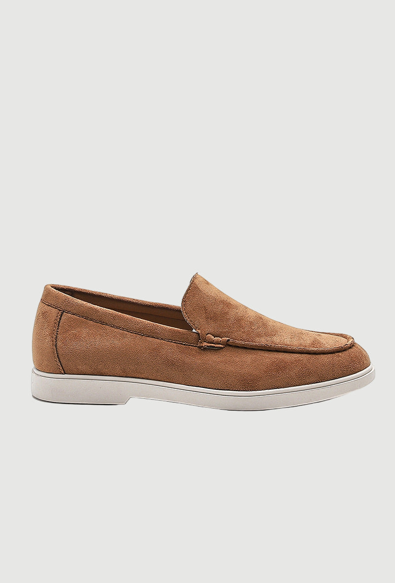 The Pavio loafer camel