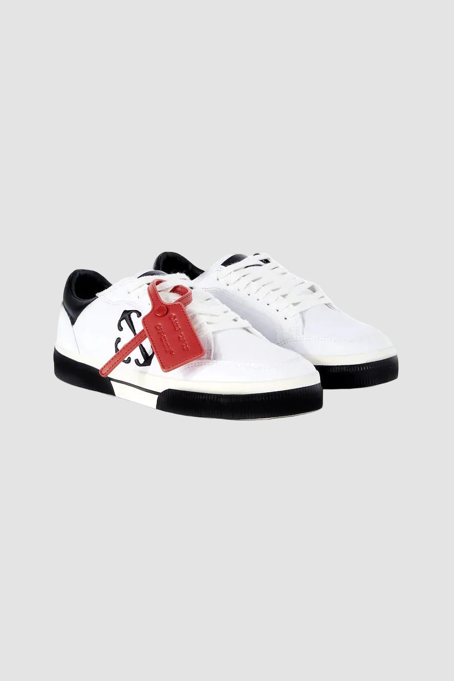 OFF WHITE SNEAKERS