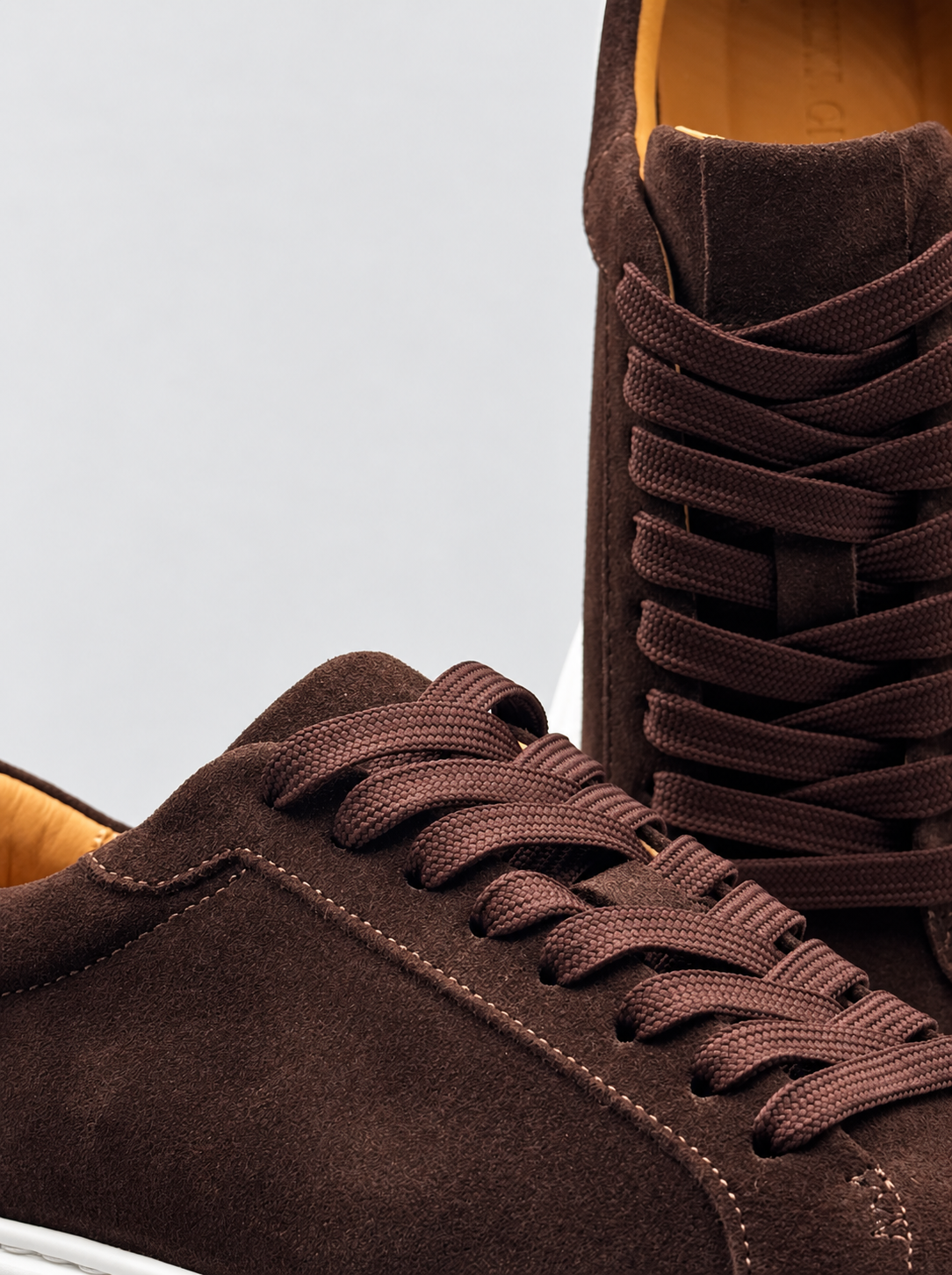 Tia Sarbini sneaker brown