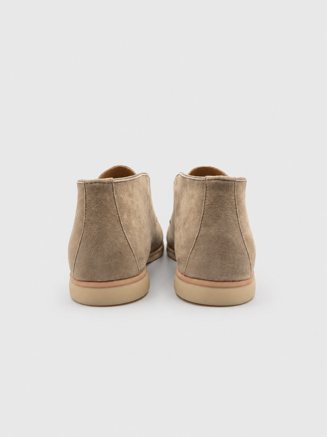 The Livio loafer apricot