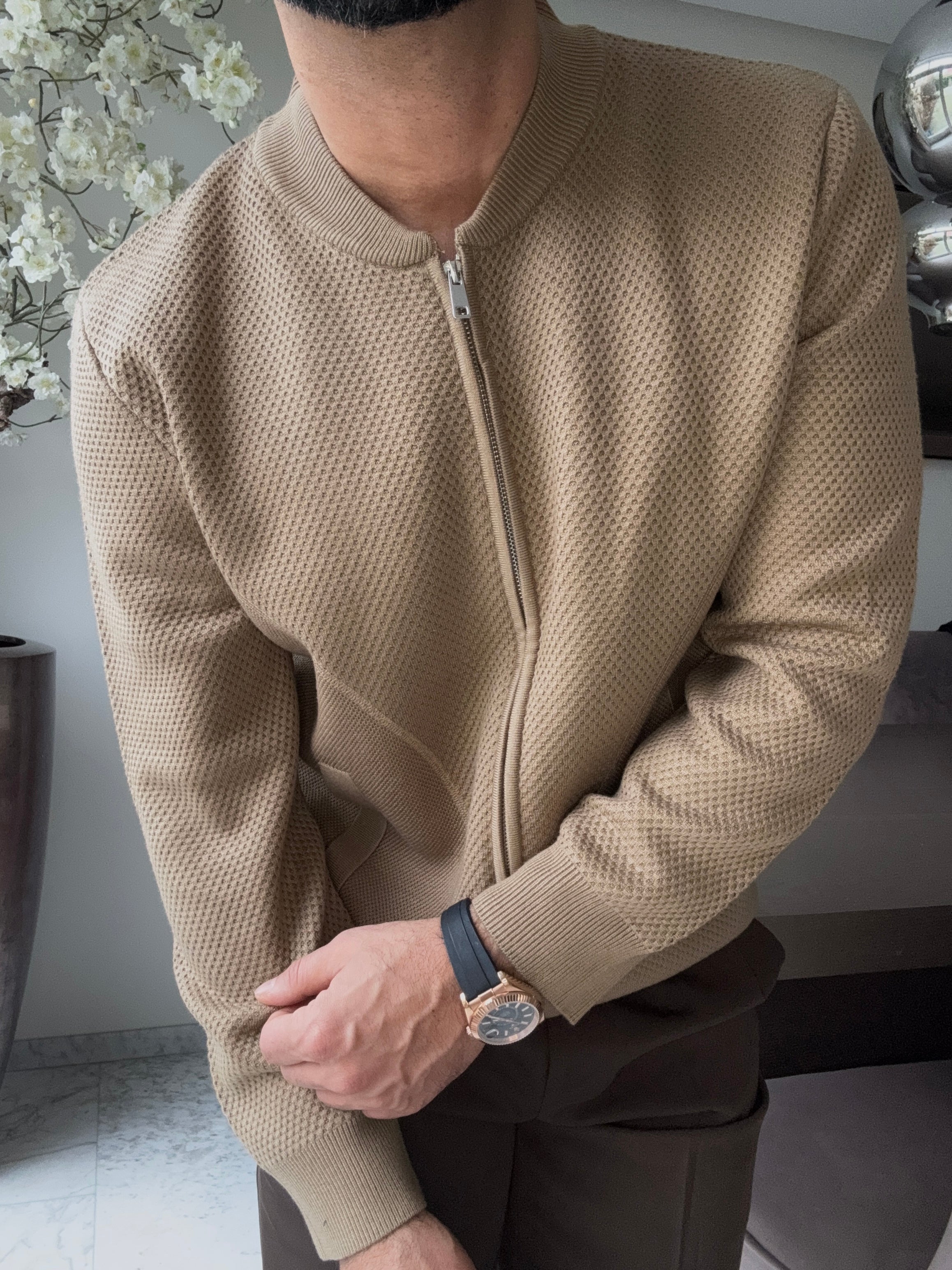 The rino zipped sweat