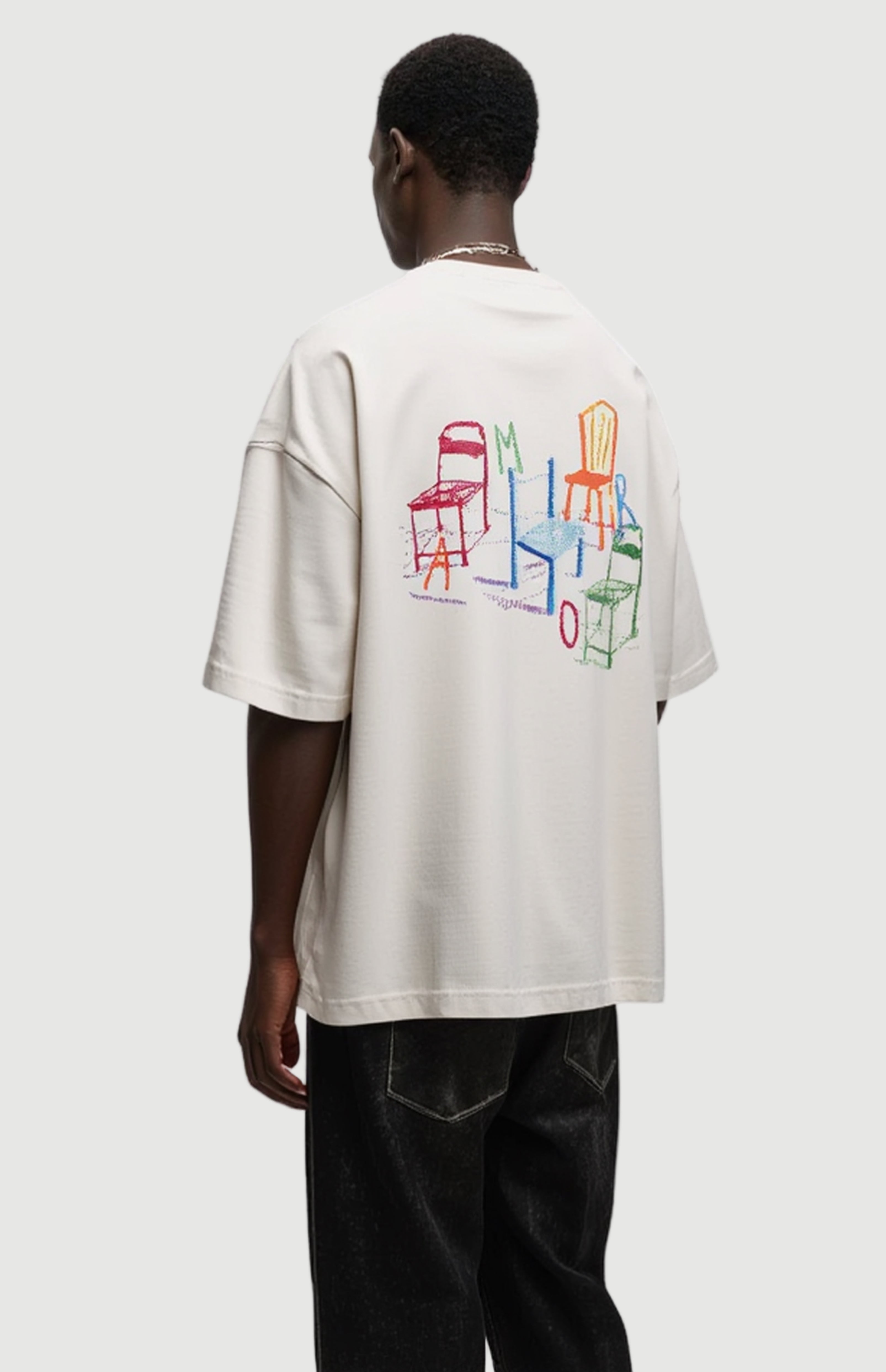 Amor love chair t-shirt