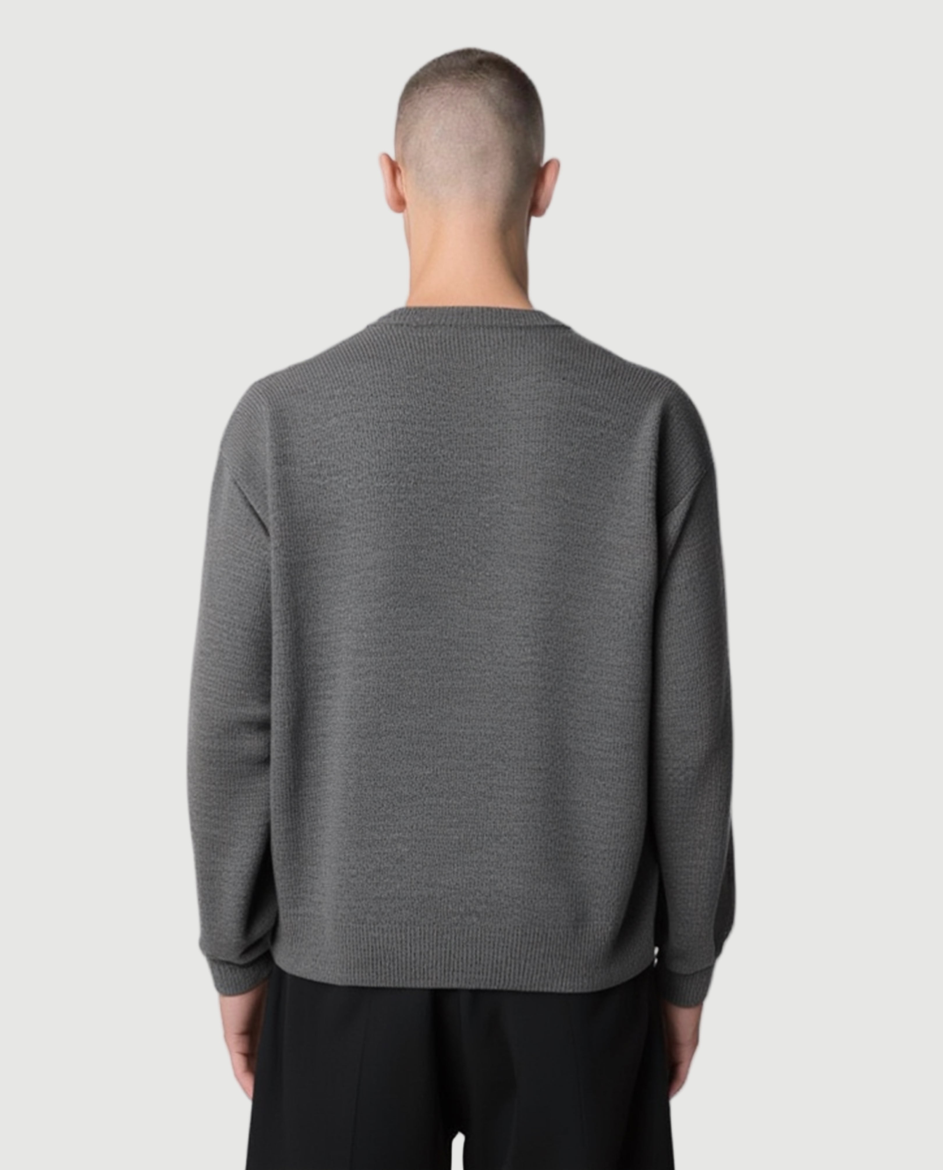 Flower embroidered crew grey