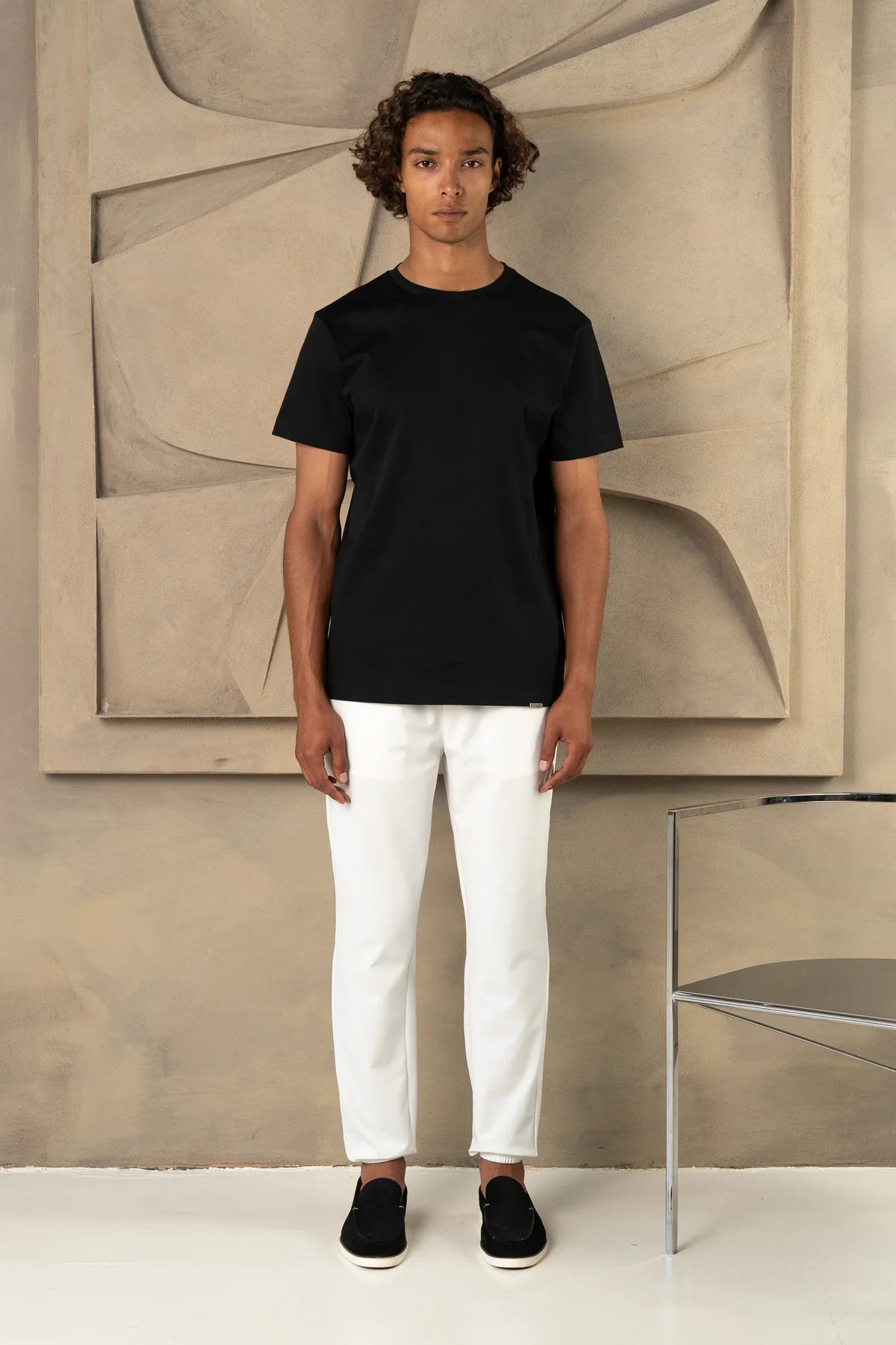 The capri t-shirt black