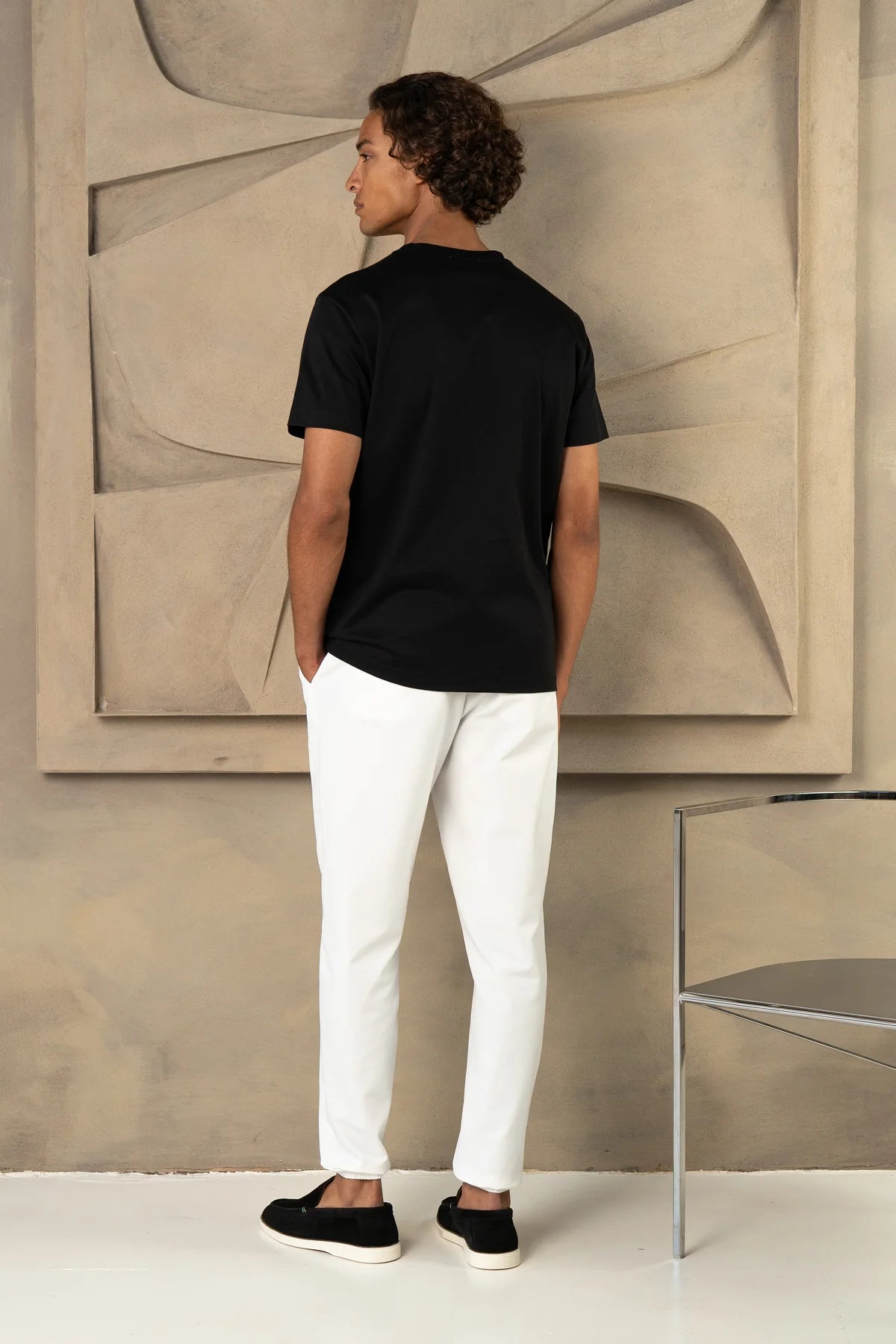 The capri t-shirt black