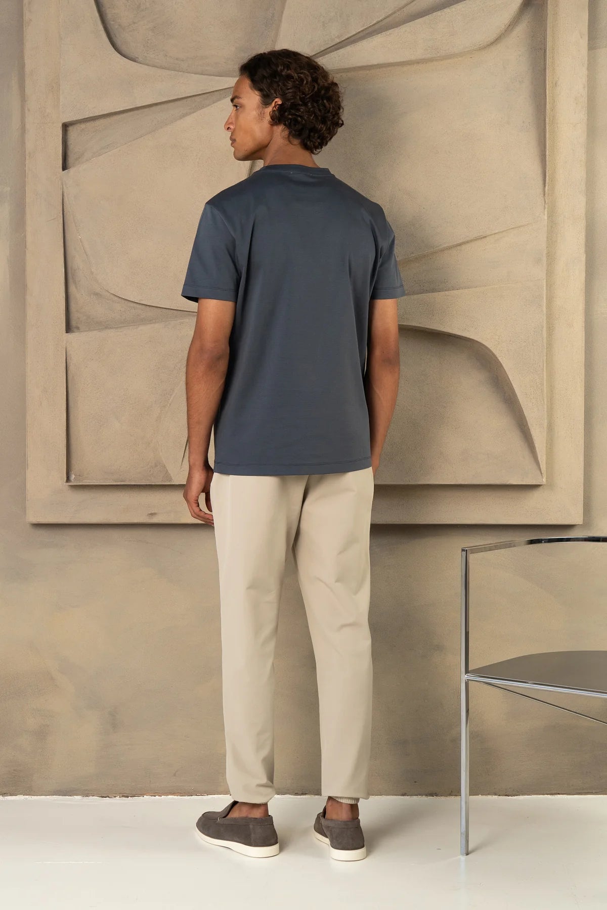 The capri t-shirt graphite