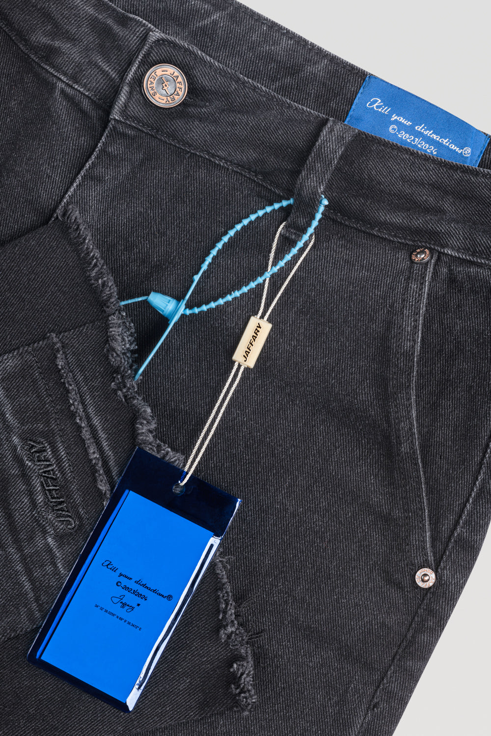 PERFECT BLACK FLARE JEANS