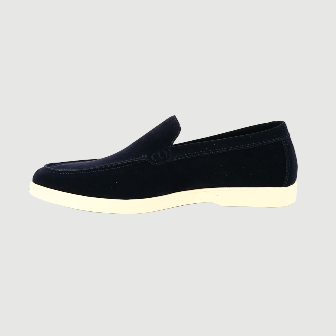The classic loafer navy