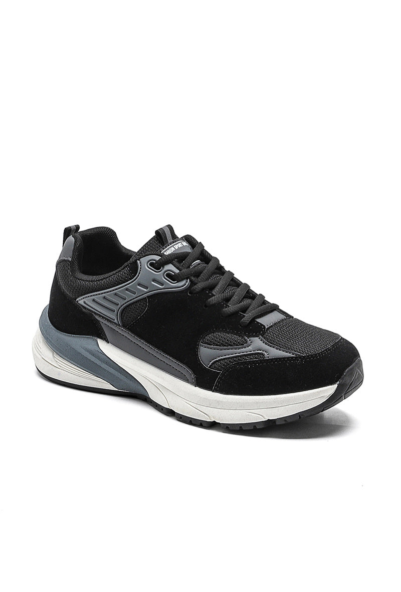 The primo trainer black