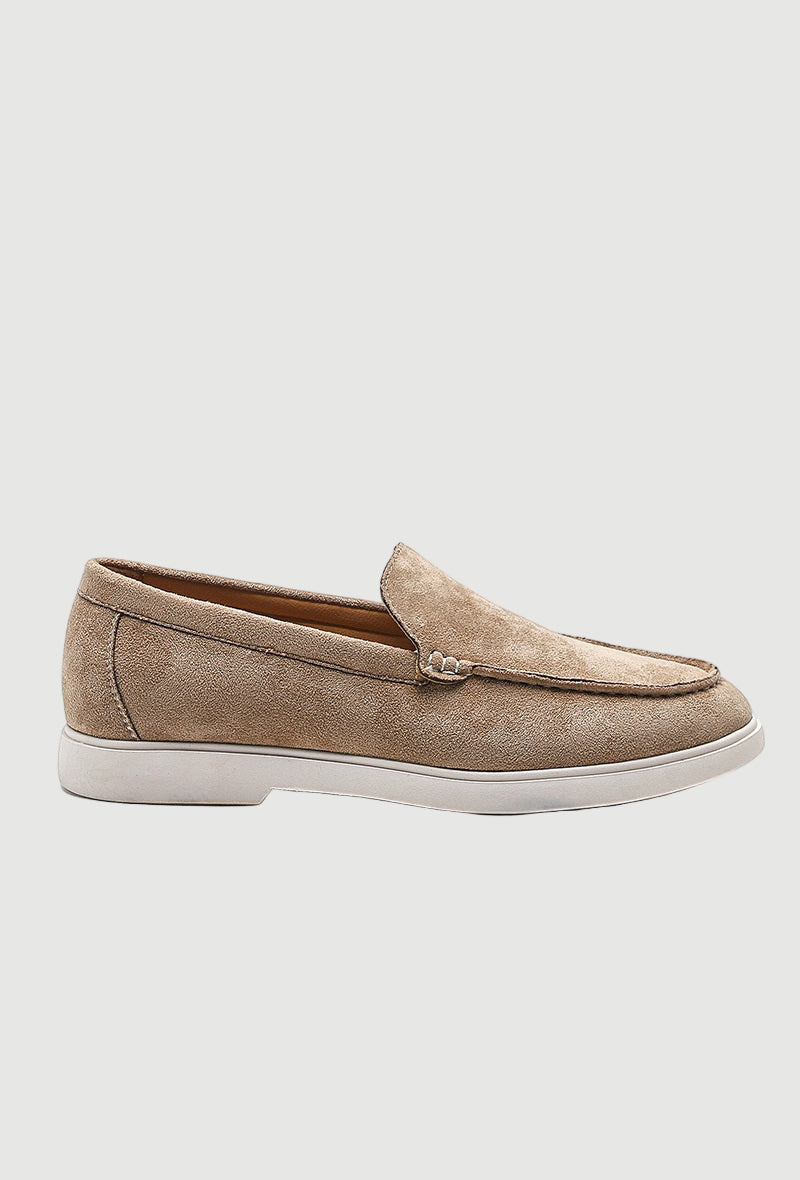 The Pavio loafer beige