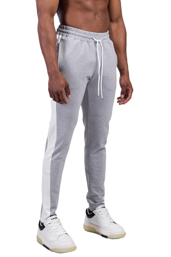 NEW CHAPTER TRACKPANTS